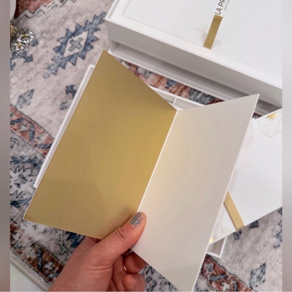 NIB La Prairie Luxurious Stationary set AND Bag - Picture 7 of 9